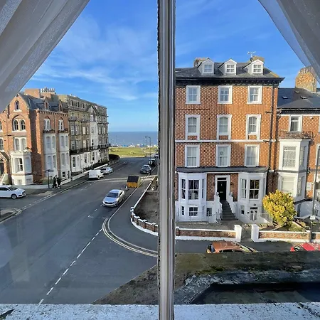 The Captain's Only Guest house Whitby