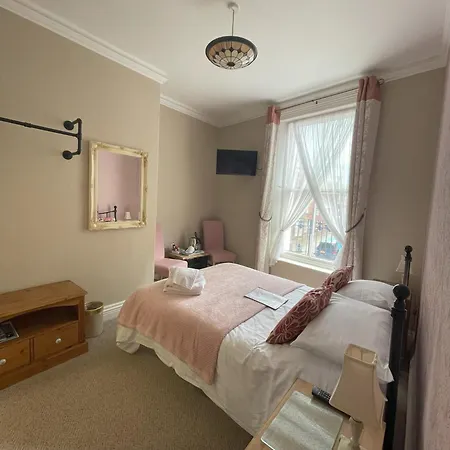 The Captain's Only Maison d'hôtes 3*