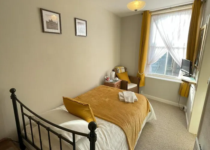 The Captain's Only Gasthuis 3*